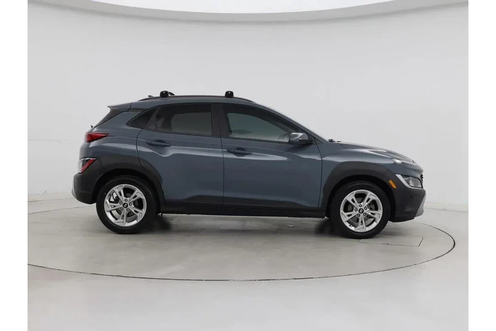 $18998 : Hyundai KONA 2022 SEL 4dr Cr image 7