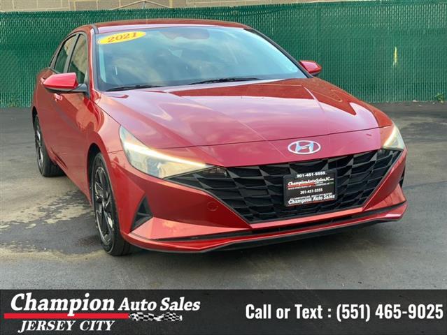 Used 2021 Elantra SEL IVT for image 7