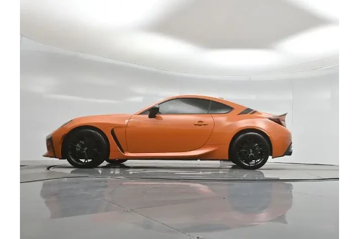 $31730 : Toyota GR86 2023 10th Annive image 7