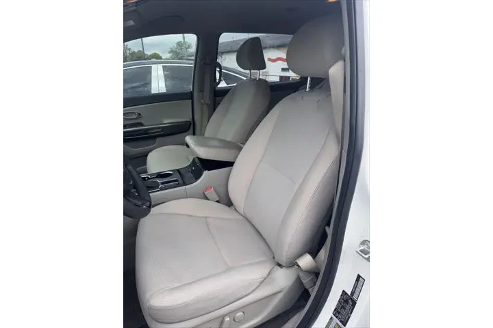 $17558 : Kia Sedona 2021 LX 4dr Mini- image 7