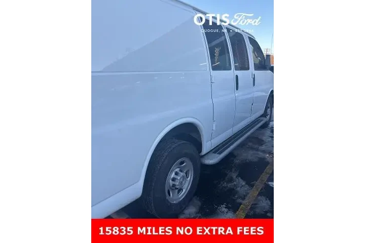 $31900 : Chevrolet Express 2024 2500 image 7