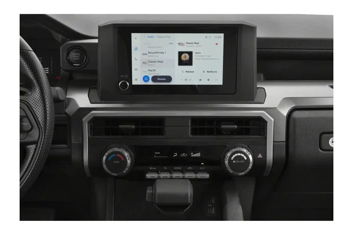 Toyota Tacoma 2025 4x4 TRD S image 7