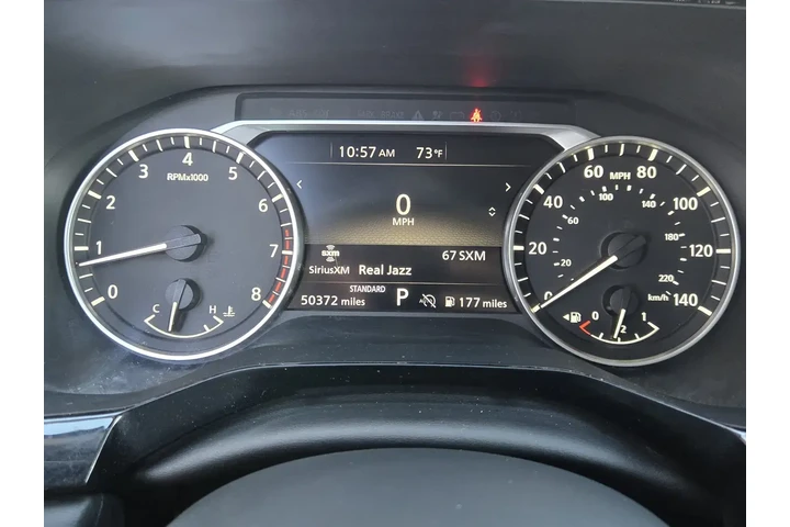 Nissan Pathfinder 2022 SV 4d image 10