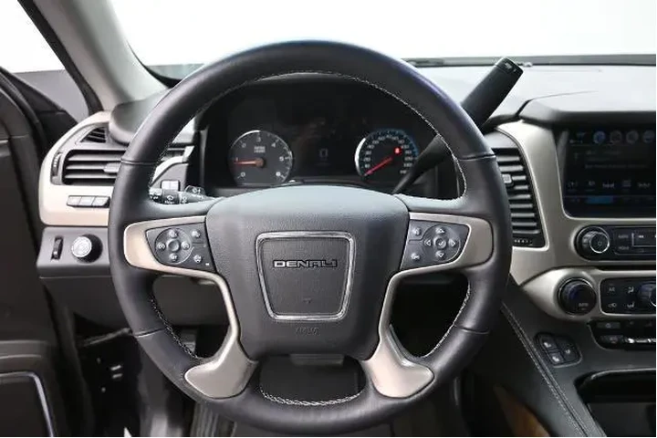 $28991 : GMC Yukon XL 2018 4x4 Denali image 6