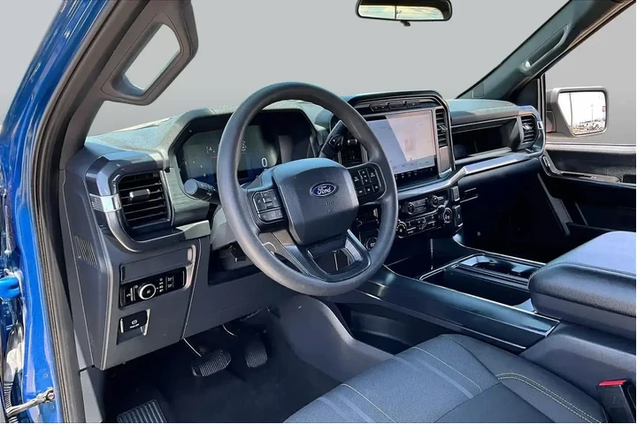 $39888 : Ford F-150 2024 4x2 STX 4dr image 9