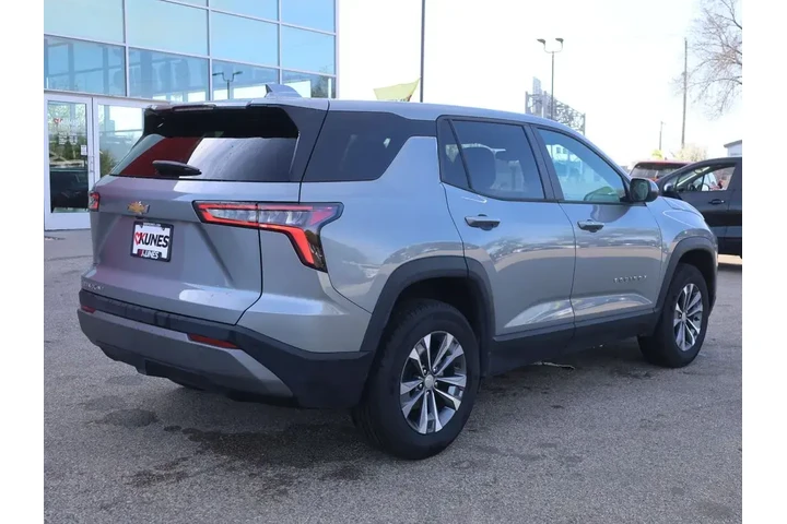 $30990 : Chevrolet Equinox 2026 4x4 L image 10