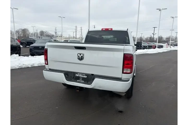 $14980 : Ram 1500 2018 4x2 Express 4d image 8