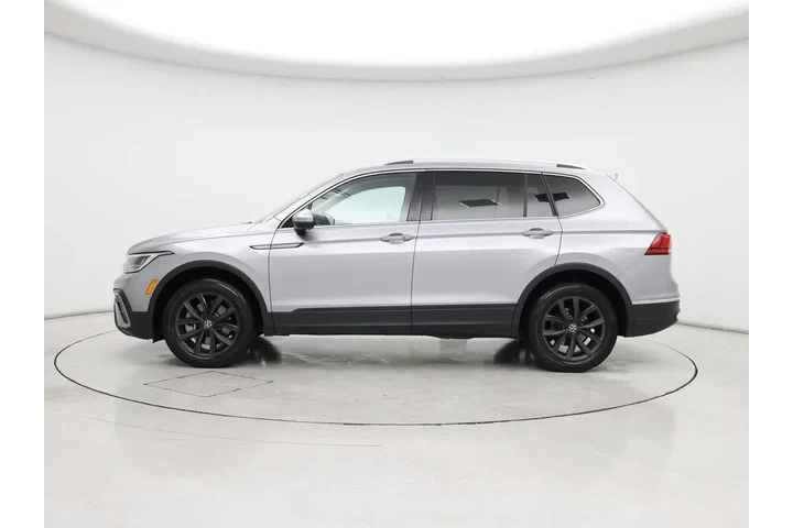 $22998 : Volkswagen Tiguan 2024 SE 4d image 3