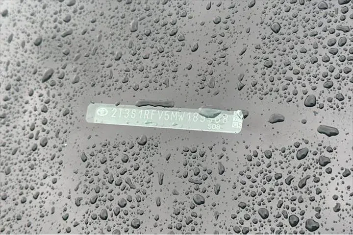 $29990 : Toyota RAV4 2021 AWD TRD Off image 8