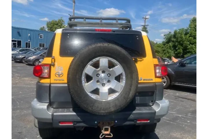 $12900 : 2007 FJ Cruiser image 4