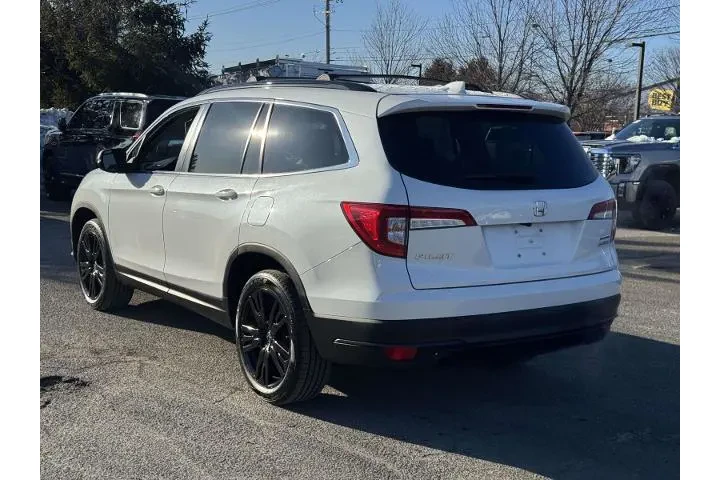 $25900 : Honda Pilot 2021 AWD SE 4dr image 4