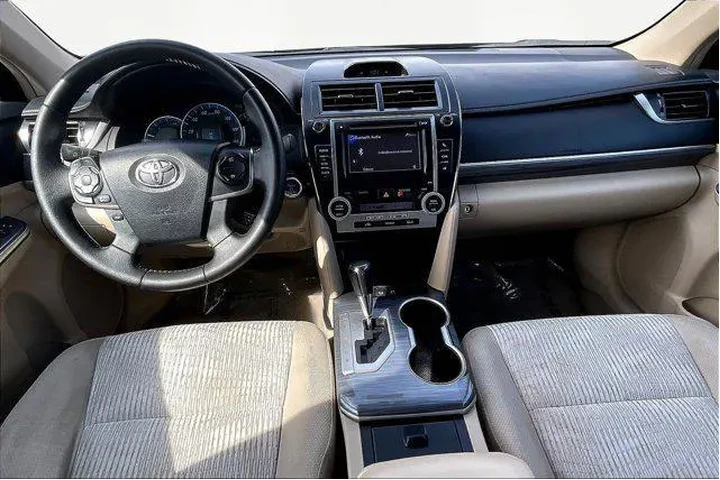 $11389 : Toyota Camry Hybrid 2013 XLE image 7