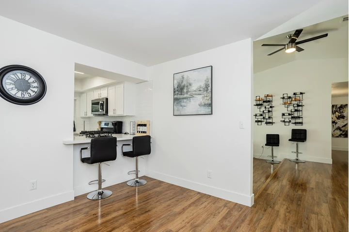 $2300 : Casa de Renta image 6