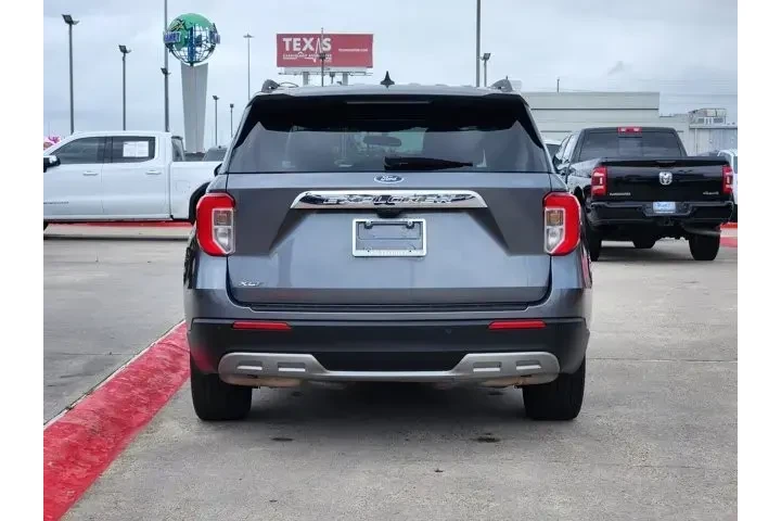 $26791 : Ford Explorer 2023 XLT 4dr S image 6