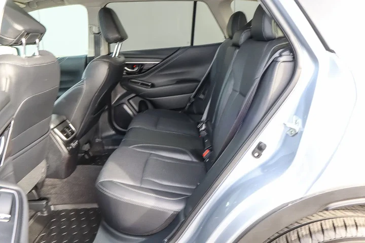 $20988 : 2021 Outback Limited CVT image 9