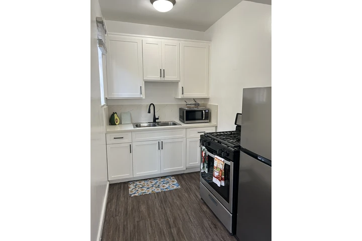 $1625 : 🏡 Estudio en Renta – Koreatow image 1