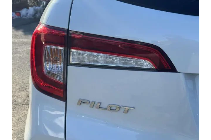 $25900 : Honda Pilot 2021 AWD SE 4dr image 7