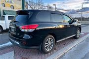 $7495 : 2014 Pathfinder SV thumbnail