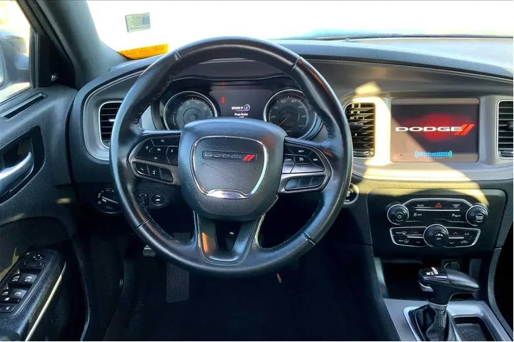 $19298 : Dodge Charger 2023 SXT 4dr S image 5