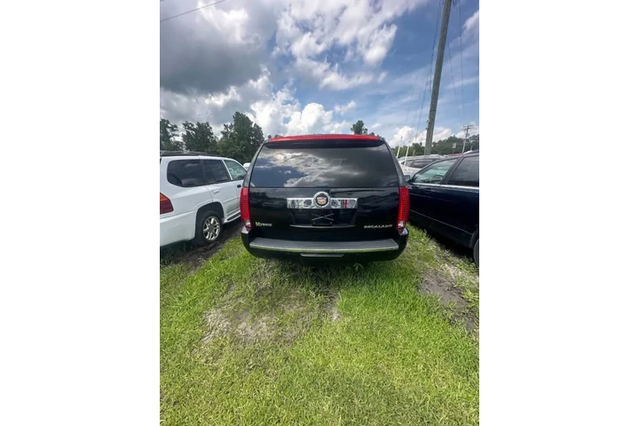 $10995 : 2012 Escalade Hybrid image 4