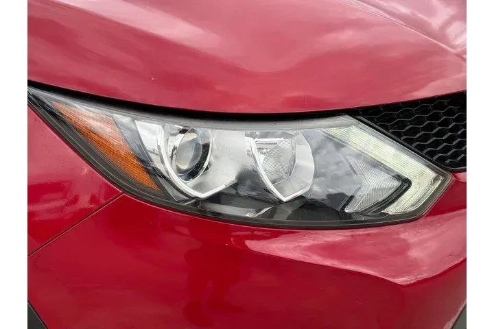 $15898 : Nissan Rogue Sport 2018 S 4d image 10