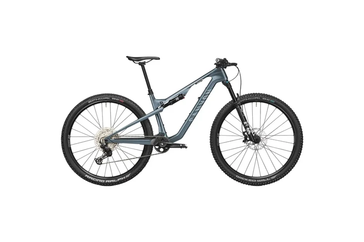 $2440 : 2026 Canyon Lux Trail CF 7 MTB image 1