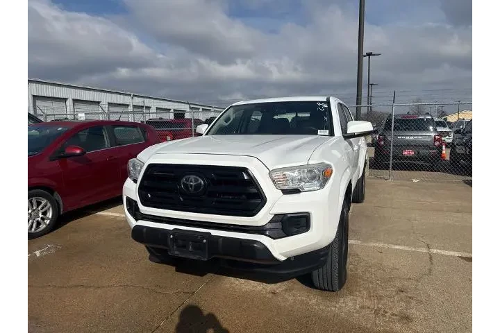 $27995 : Toyota Tacoma 2018 4x4 TRD P image 6