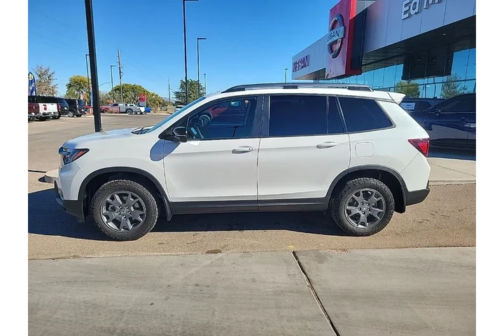 $39781 : Honda Passport 2025 AWD Trai image 4
