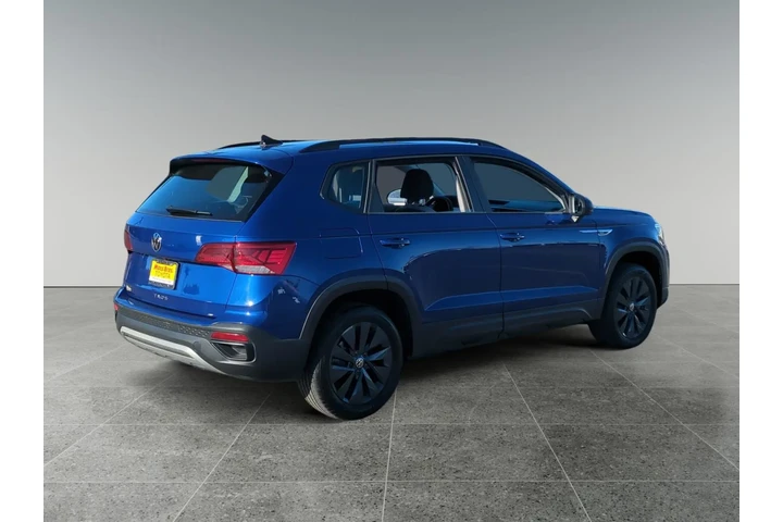 $22250 : Volkswagen Taos 2024 S 4dr S image 5