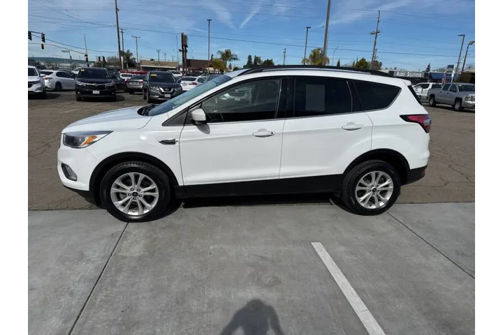 $10999 : 2018 Escape SE image 3