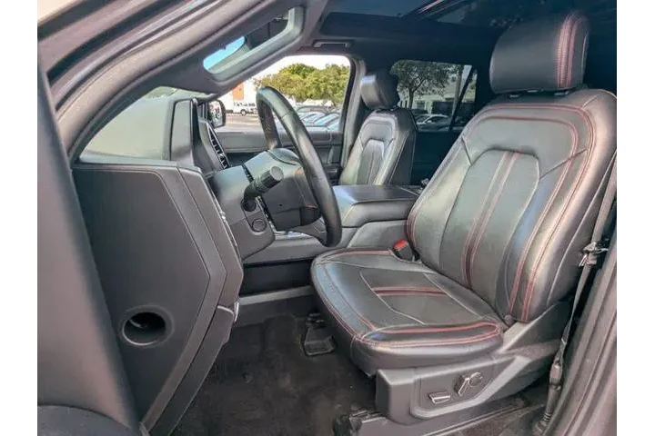 $24797 : Ford Expedition 2019 4x2 Lim image 7