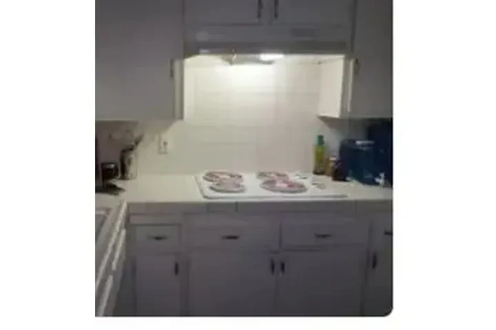 SAN GABRIEL/91776 RENTO CUARTO image 5