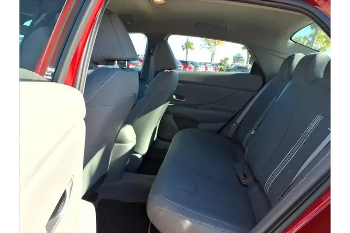 $26990 : Hyundai ELANTRA Hybrid 2024 image 8