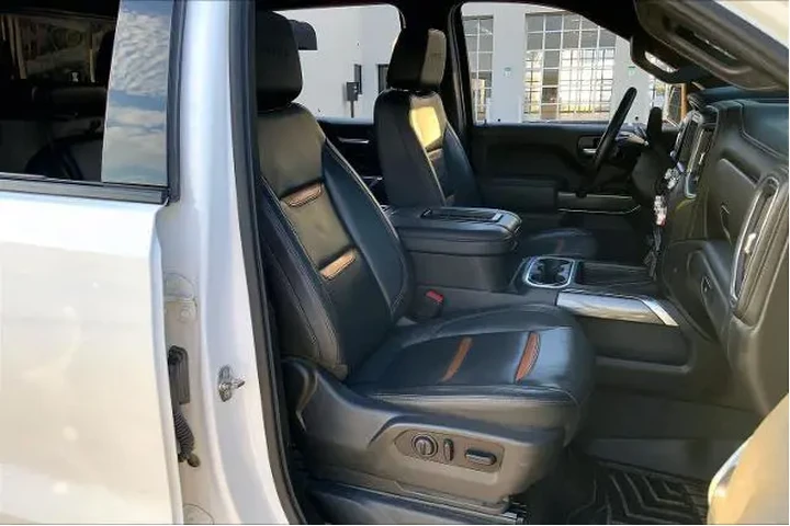 $39384 : GMC Sierra 1500 2021 4x4 AT4 image 8