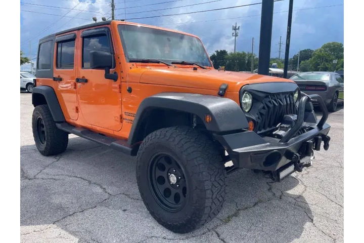 $12900 : 2013 Wrangler Unlimited Sport image 3