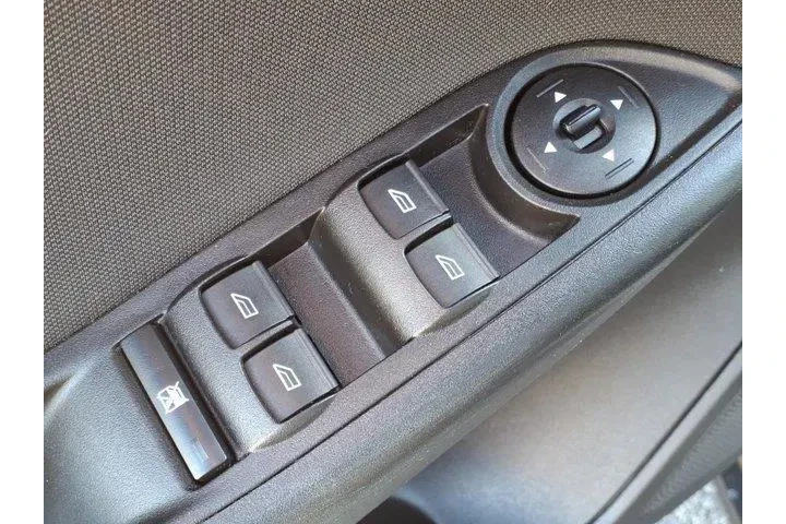 $11900 : Ford Focus 2018 SE 4dr Sedan image 10