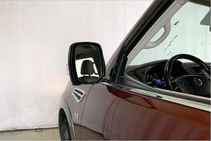 $16951 : Nissan Armada 2018 4x2 SV 4d image 10