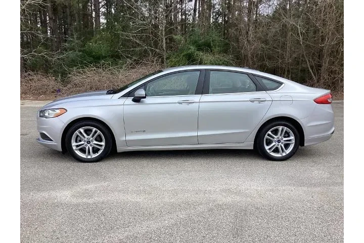 $15914 : Ford Fusion Hybrid 2018 S 4d image 6