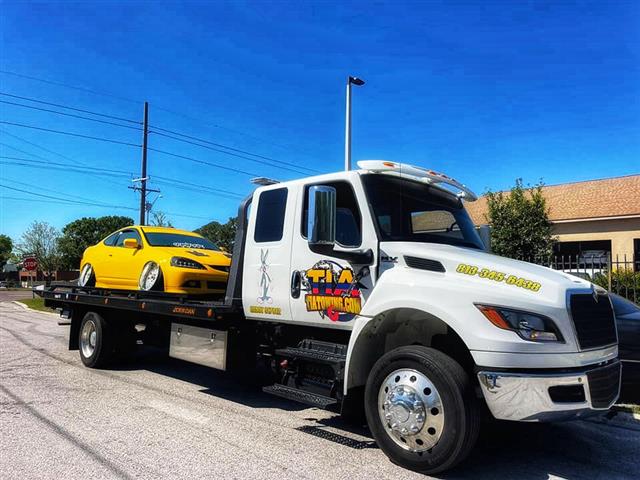 Tow Tampa service image 1