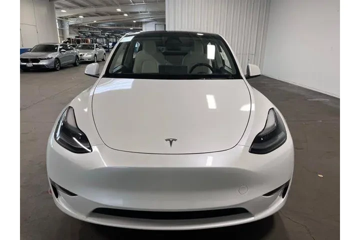 $35784 : Tesla Model Y 2024 AWD Long image 8
