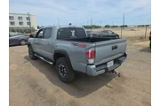 $36900 : Toyota Tacoma 2021 4x4 TRD P thumbnail