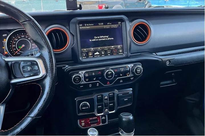 $39938 : Jeep Gladiator 2023 4x4 Moja image 10
