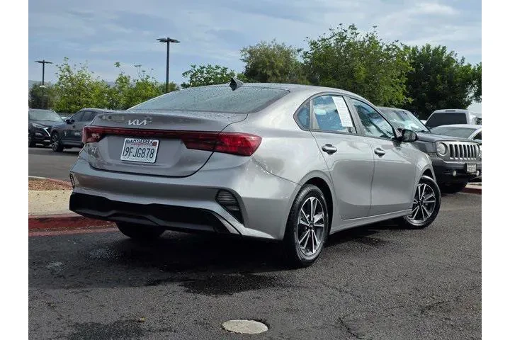 $16499 : Kia Forte 2023 LXS 4dr Sedan image 7