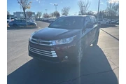 $28144 : Toyota Highlander 2019 XLE 4 thumbnail