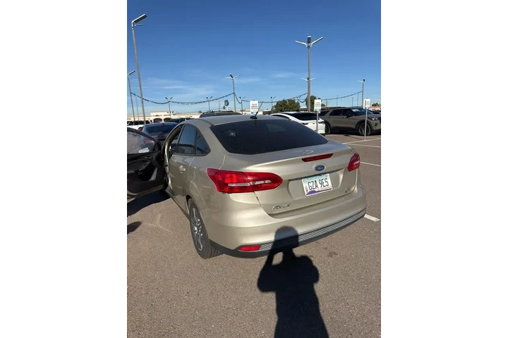 $9788 : Ford Focus 2017 SE 4dr Sedan image 2