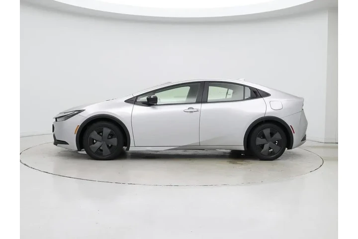 $24998 : Toyota Prius 2024 LE 4dr Hat image 3