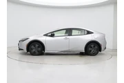 $24998 : Toyota Prius 2024 LE 4dr Hat thumbnail