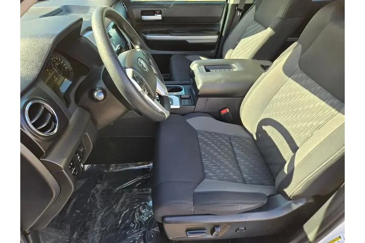 $39975 : Toyota Tundra 2021 4x2 SR5 4 image 10