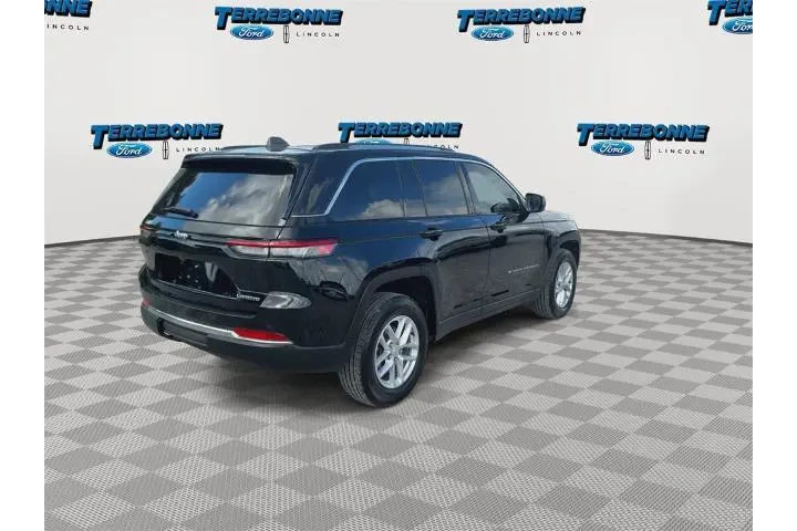 $31665 : Jeep Grand Cherokee 2024 4x2 image 8
