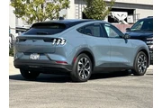 $28970 : Ford Mustang Mach-E 2024 Sel thumbnail